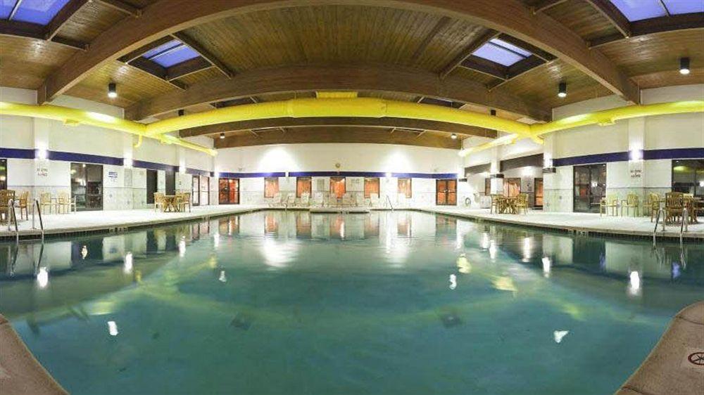 Wyndham Garden Southgate Hotell Eksteriør bilde