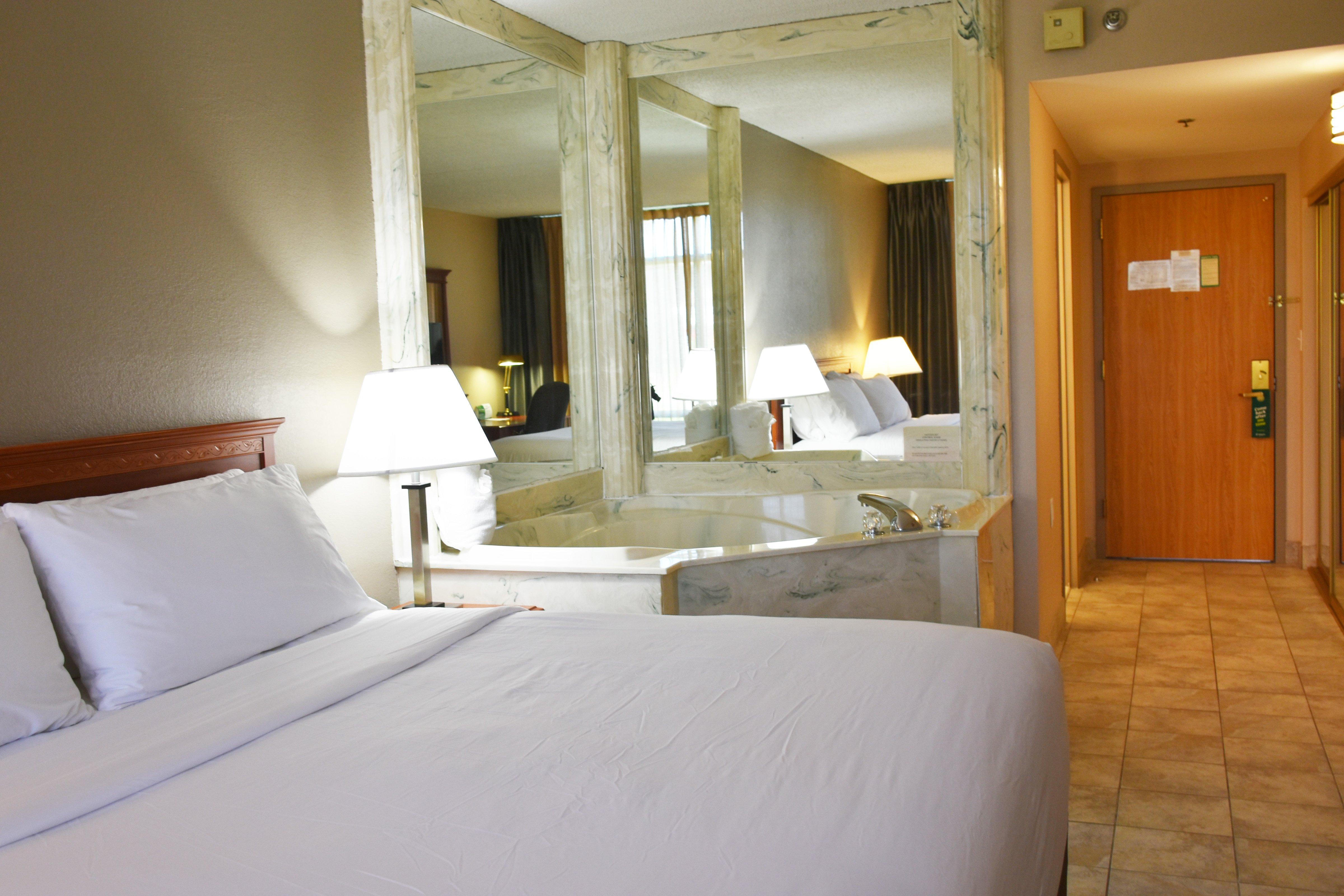 Wyndham Garden Southgate Hotell Eksteriør bilde